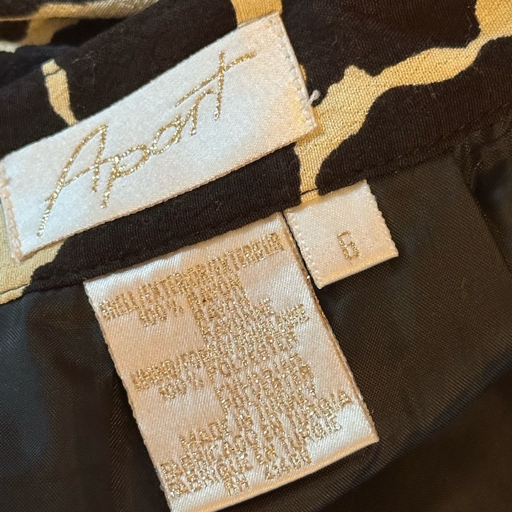 Apt. A-Line Skirt in Black and Tan